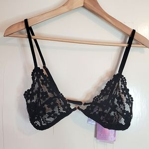 NWT Savage x Fenty Daisy Lace Bralette M